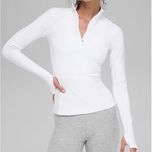 ALO Yoga Women's White Long Sleeve Mock Neck Top